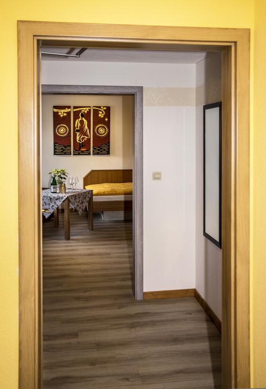 Boardinghouse Remchingen Baan Arun Apartment Exterior photo